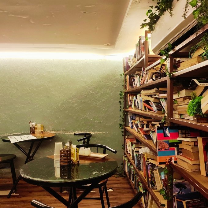 The One Storyy Bistro (2)