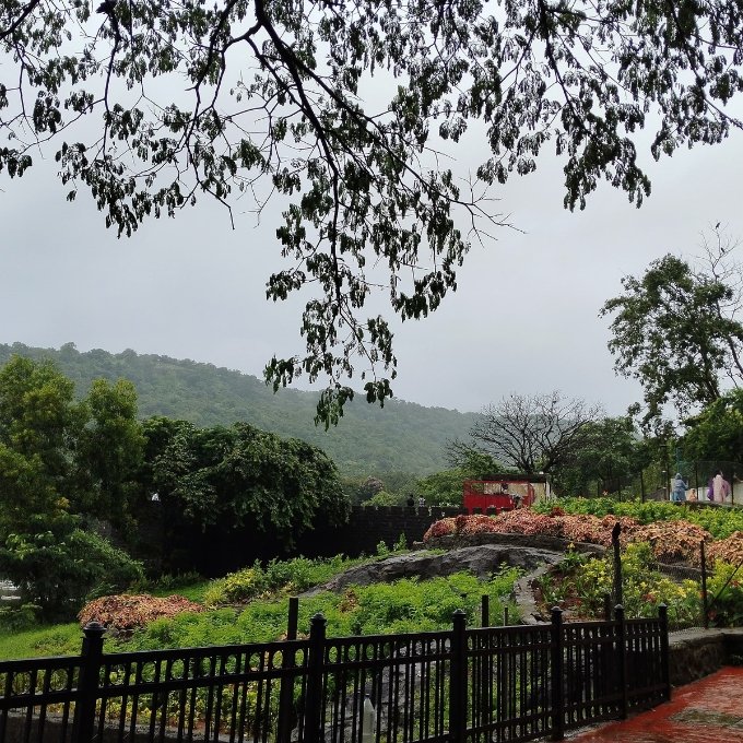 Upvan-Lake-2-1